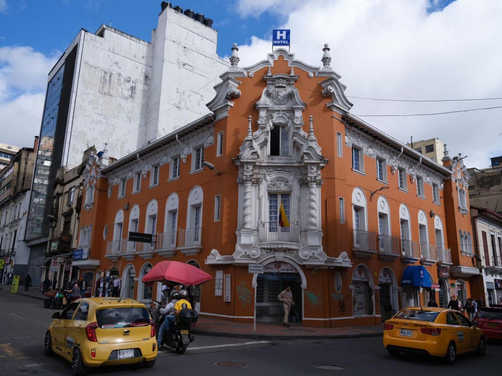 Hotel Artistico Bogota Bagian luar foto