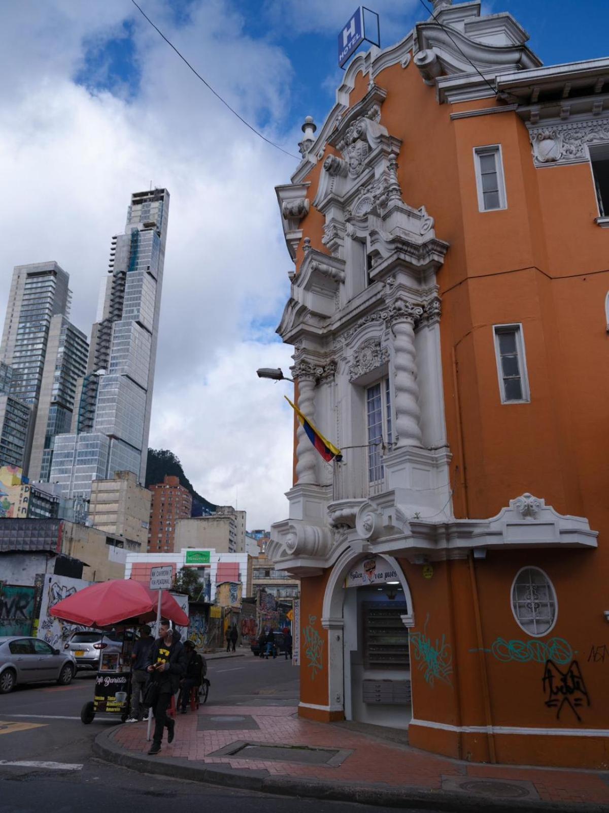 Hotel Artistico Bogota Bagian luar foto