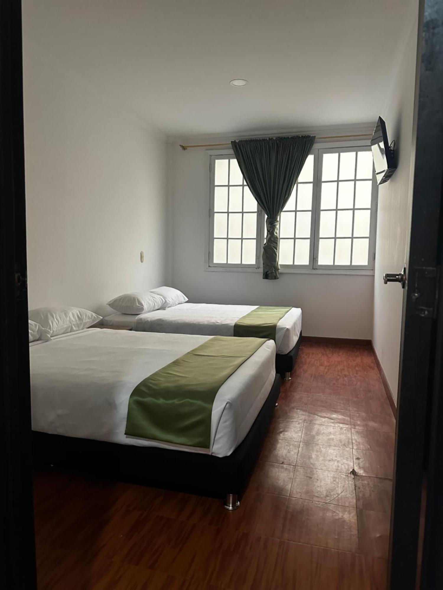 Hotel Artistico Bogota Bagian luar foto