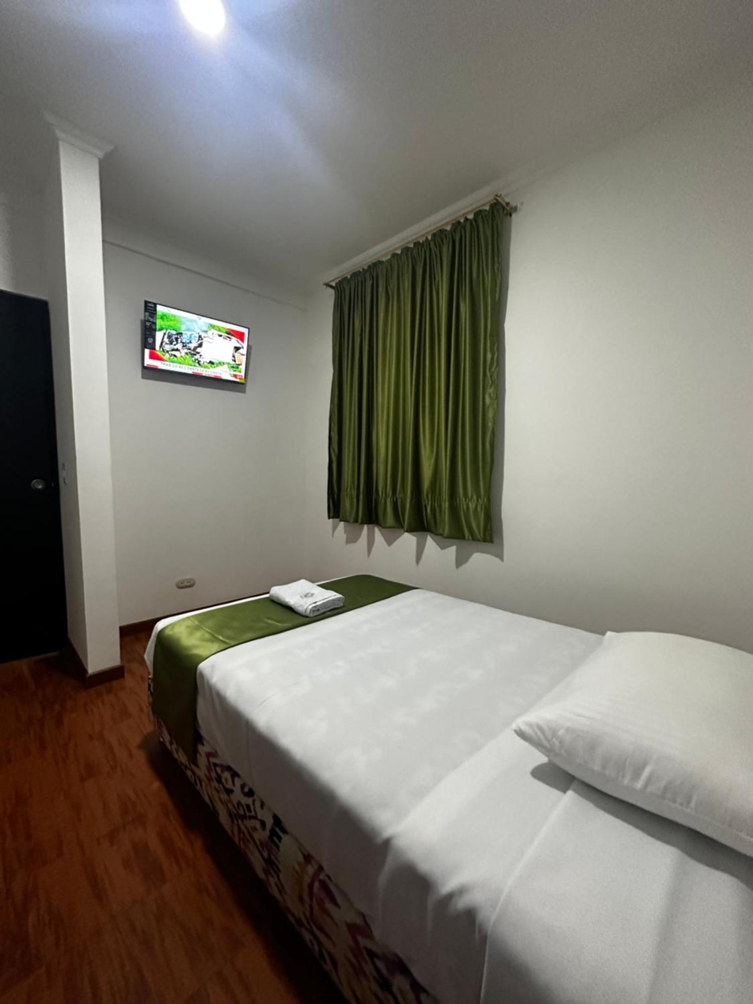 Hotel Artistico Bogota Bagian luar foto